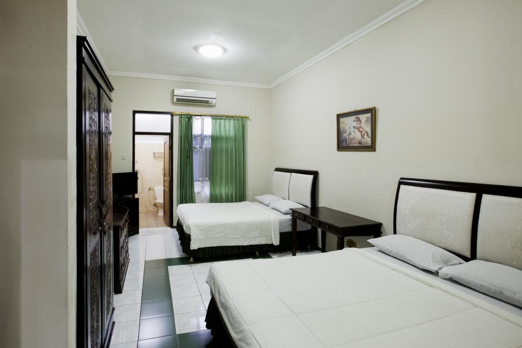 Hotel Galuh Anindita Yogyakarta Exterior foto