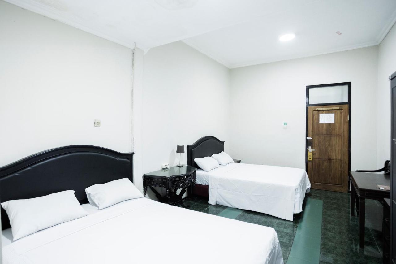 Hotel Galuh Anindita Yogyakarta Exterior foto